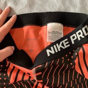 Nike Pro leggings